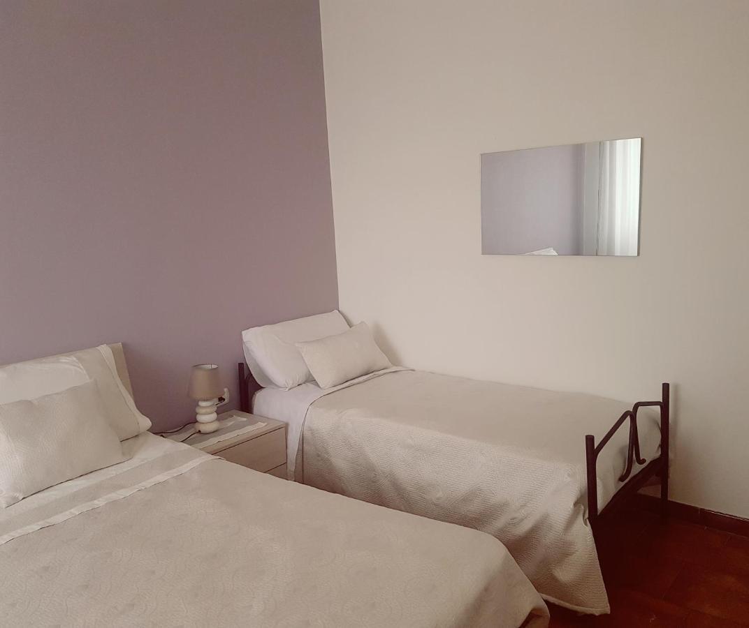 Iris Appartamenti Santa Maria La Carita Bagian luar foto