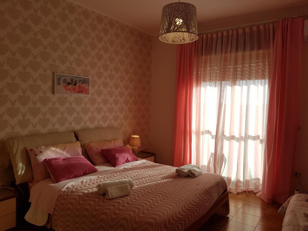 Iris Appartamenti Santa Maria La Carita Bagian luar foto